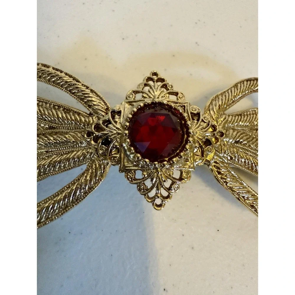 Deborah Rhodes Mocha‎ Barrette Gold Tone filigree with ruby red center